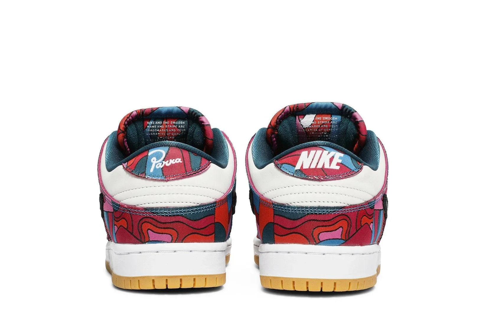 Tênis Parra x Nike SB Dunk Low Pro Abstract Art Colorido detalhe do solado
