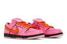 Tênis The Powerpuff Girls x Nike SB Dunk Low Blossom Rosa detalhe do solado
