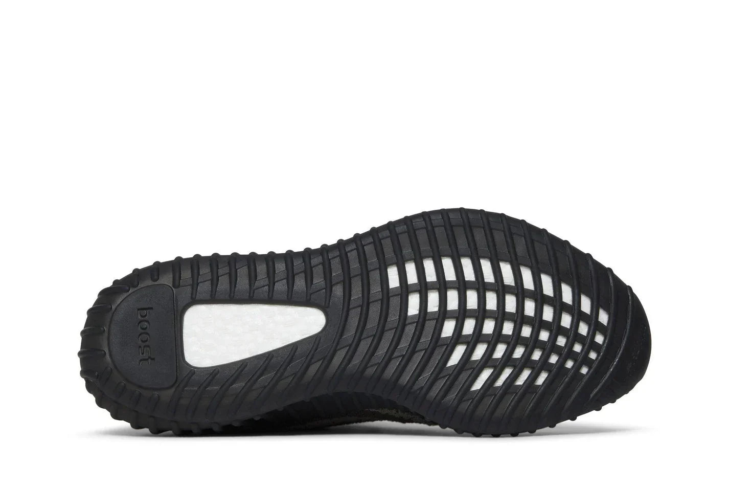 Tênis Yeezy 350 V2 Carbon Beluga Cinza detalhe do material