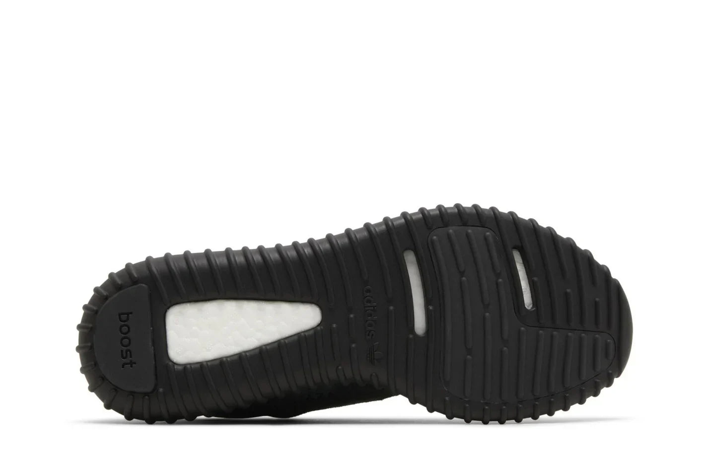 Tênis Adidas Yeezy Boost 350 Pirate Black 2023 detalhe do solado
