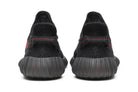 Tênis Yeezy Boost 350 v2 Black Red (Bred) Preto detalhe do material